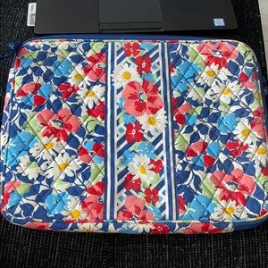 VERA BRADLEY laptop case